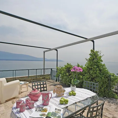Sleeps 12 Air Con Wifi Villa *