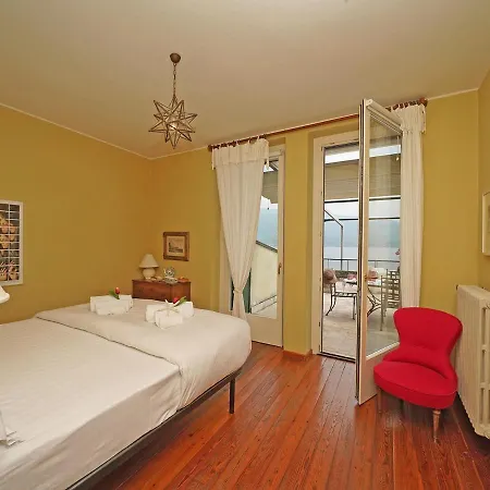 Villa Sleeps 12 Air Con Wifi